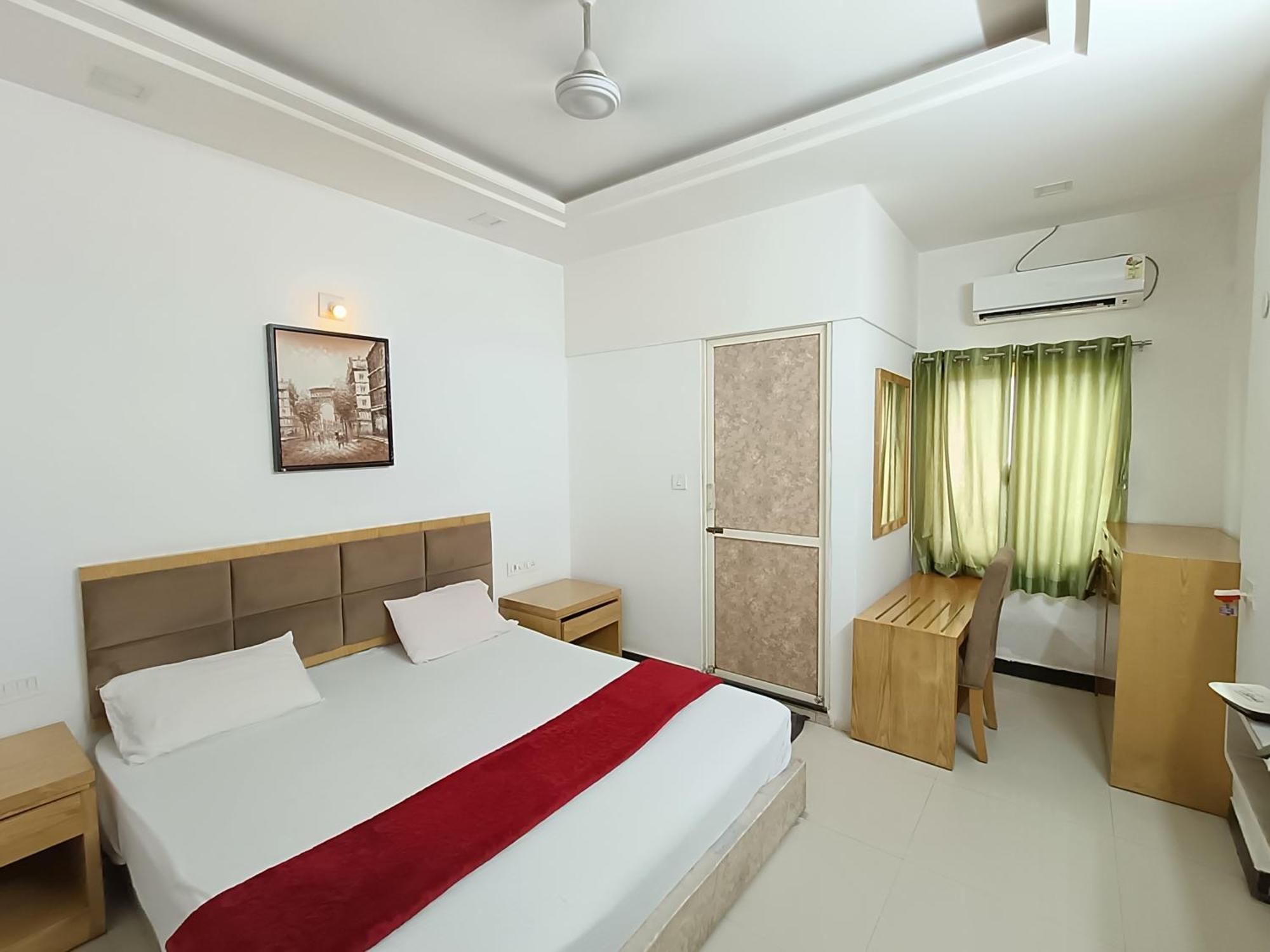 Stay Guru Usha Residency Будж Екстериор снимка
