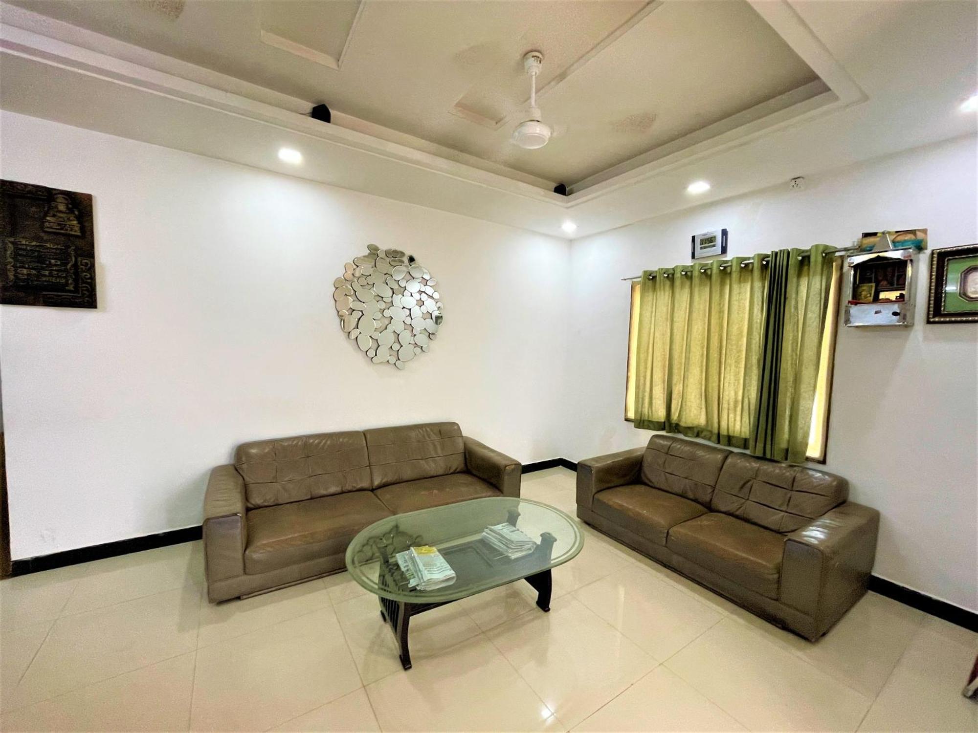 Stay Guru Usha Residency Будж Екстериор снимка