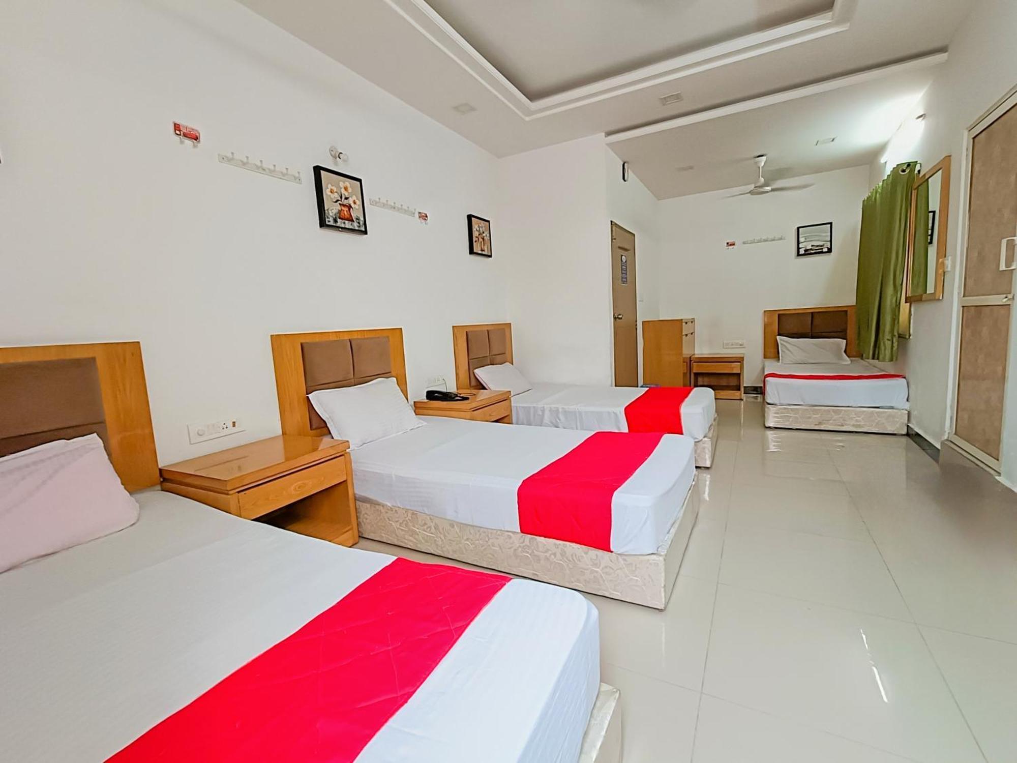 Stay Guru Usha Residency Будж Екстериор снимка