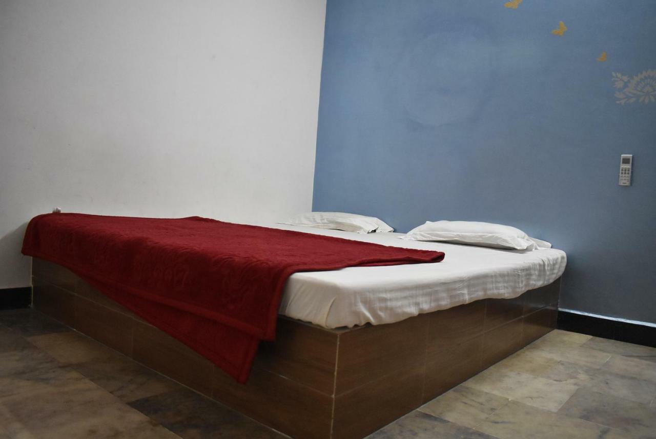 Stay Guru Usha Residency Будж Екстериор снимка